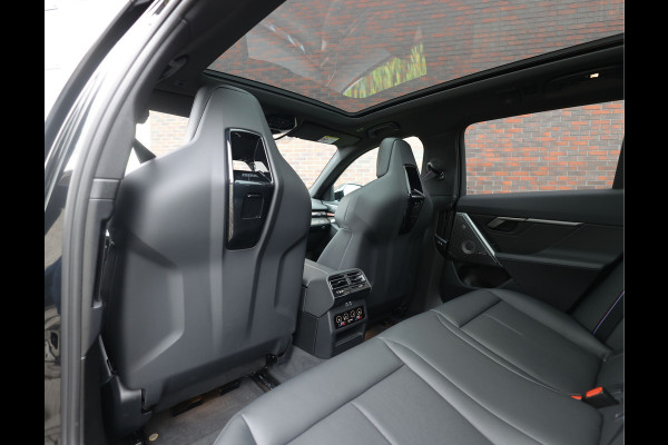 BMW 5 Serie Touring 550e xDrive | M performance - Pano - B&W - Trekhaak