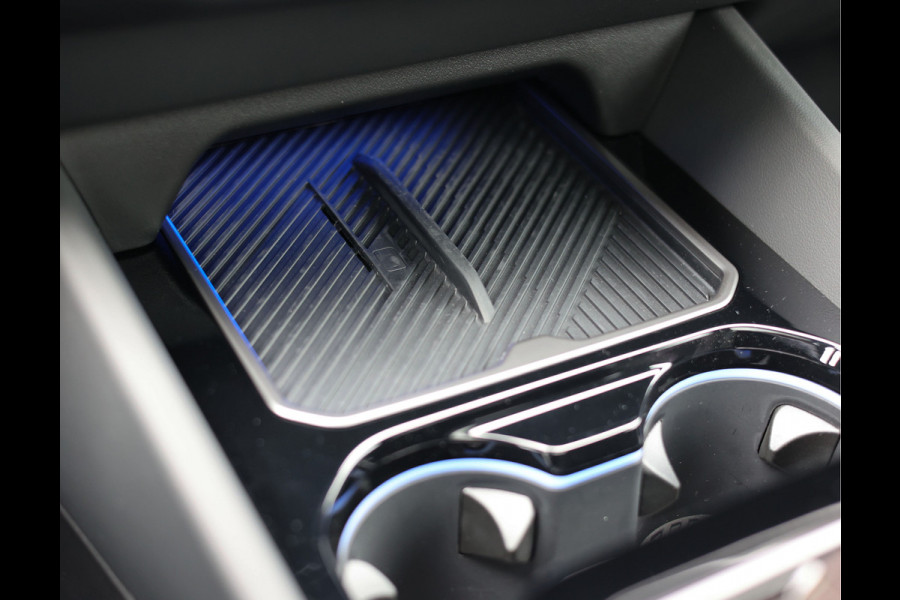 BMW 5 Serie Touring 550e xDrive | M performance - Pano - B&W - Trekhaak