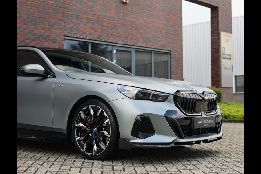 BMW 5 Serie Touring 530e Touring | M performance - Pano - Trekhaak