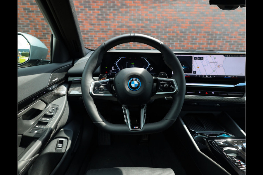 BMW 5 Serie Touring 530e Touring | M performance - Pano - Trekhaak