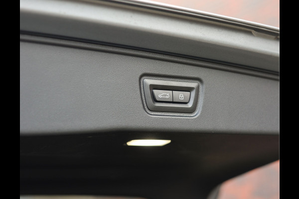 BMW 5 Serie Touring 530e Touring | M performance - Pano - Trekhaak