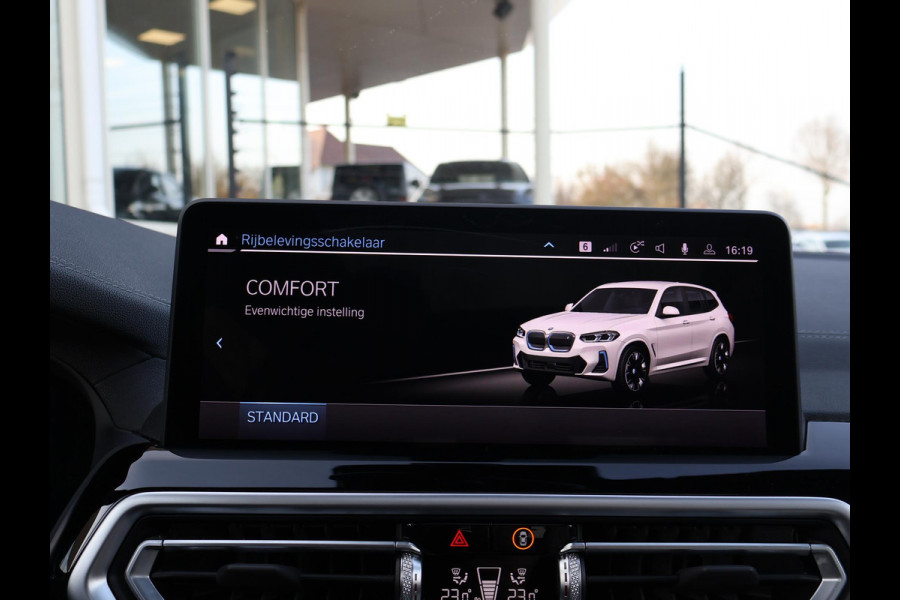 BMW iX3 M-SPORT HIGH EXECUTIVE SHADOW LINE PACK 80 KWH + PANORAMA | 360 CAMERA | HEAD-UP | ORIG. NL