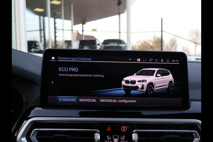 BMW iX3 M-SPORT HIGH EXECUTIVE SHADOW LINE PACK 80 KWH + PANORAMA | 360 CAMERA | HEAD-UP | ORIG. NL