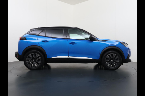 Peugeot e-2008 EV GT Pack 50 kWh VAN € 20.900,- VOOR € 18.440,- UW LENTEVOORDEEL € 2.460,-! |SOH 90% | 3-Fase boordlader | Warmtepomp | Open Panoramadak | Camera | Stoelverwarming | Adaptieve Cruise Control | Full Option | Dealeronderhouden | Inclusief 12 mnd BOVAG garantie |