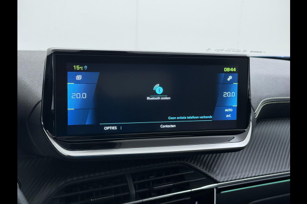 Peugeot e-2008 EV GT Pack 50 kWh VAN € 20.900,- VOOR € 18.440,- UW LENTEVOORDEEL € 2.460,-! |SOH 90% | 3-Fase boordlader | Warmtepomp | Open Panoramadak | Camera | Stoelverwarming | Adaptieve Cruise Control | Full Option | Dealeronderhouden | Inclusief 12 mnd BOVAG garantie |