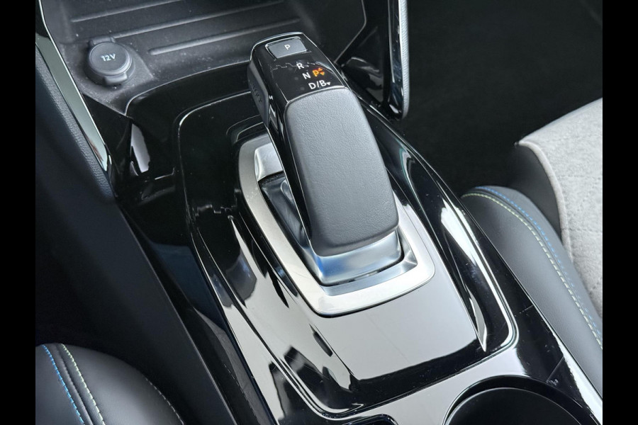 Peugeot e-2008 EV GT Pack 50 kWh VAN € 20.900,- VOOR € 18.440,- UW LENTEVOORDEEL € 2.460,-! |SOH 90% | 3-Fase boordlader | Warmtepomp | Open Panoramadak | Camera | Stoelverwarming | Adaptieve Cruise Control | Full Option | Dealeronderhouden | Inclusief 12 mnd BOVAG garantie |