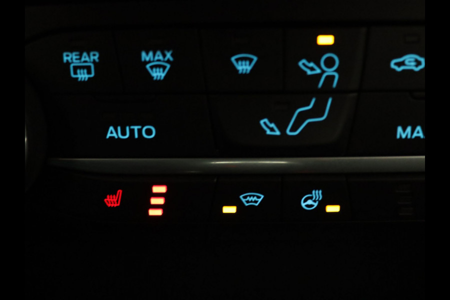 Ford Fiesta 125pk EcoBoost Hybrid Titanium Vignale B&O | Camera | Adapt. Cruise | Parkeersens. v+a | Stoel-/stuur-/voorruitverw.