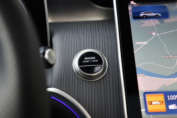 Mercedes-Benz GLC 400e AMG 4-Matic | 381PK | Head-up | Keyless-go | Pano | Sfeerverlichting | Burmester | Digital-light | Trekhaak | 2024.