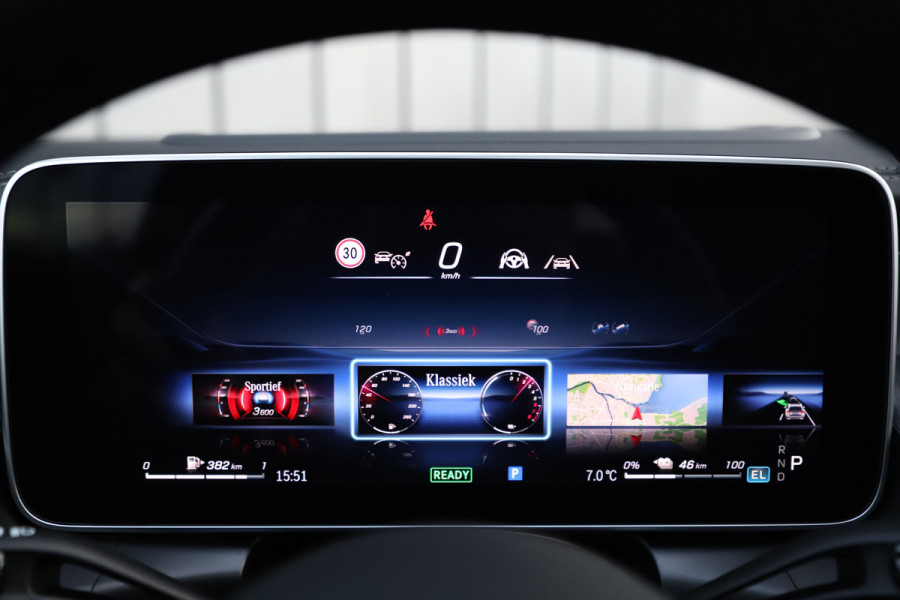 Mercedes-Benz GLC 400e AMG 4-Matic | 381PK | Head-up | Keyless-go | Pano | Sfeerverlichting | Burmester | Digital-light | Trekhaak | 2024.