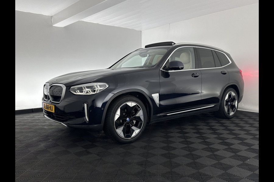 BMW iX3 High Executive 80 kWh [ 3-Fase ] {SOH-97%} (INCL-BTW) Aut. *PANO | HEAD-UP | LEATHER | HARMAN/KARDON | FULL-LED | BLINDSPOT | MEMORY-PACK | DIGI-COCKPIT | HEATED-SPORTSEATS | KEYLESS | TOPVIEW | DAB+ | NAVI-FULLMAP | 20''ALU*