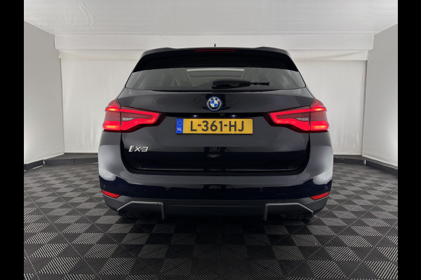 BMW iX3 High Executive 80 kWh [ 3-Fase ] {SOH-97%} (INCL-BTW) Aut. *PANO | HEAD-UP | LEATHER | HARMAN/KARDON | FULL-LED | BLINDSPOT | MEMORY-PACK | DIGI-COCKPIT | HEATED-SPORTSEATS | KEYLESS | TOPVIEW | DAB+ | NAVI-FULLMAP | 20''ALU*