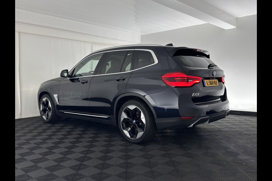 BMW iX3 High Executive 80 kWh [ 3-Fase ] {SOH-97%} (INCL-BTW) Aut. *PANO | HEAD-UP | LEATHER | HARMAN/KARDON | FULL-LED | BLINDSPOT | MEMORY-PACK | DIGI-COCKPIT | HEATED-SPORTSEATS | KEYLESS | TOPVIEW | DAB+ | NAVI-FULLMAP | 20''ALU*