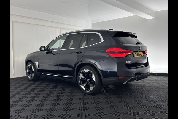 BMW iX3 High Executive 80 kWh [ 3-Fase ] {SOH-97%} (INCL-BTW) Aut. *PANO | HEAD-UP | LEATHER | HARMAN/KARDON | FULL-LED | BLINDSPOT | MEMORY-PACK | DIGI-COCKPIT | HEATED-SPORTSEATS | KEYLESS | TOPVIEW | DAB+ | NAVI-FULLMAP | 20''ALU*