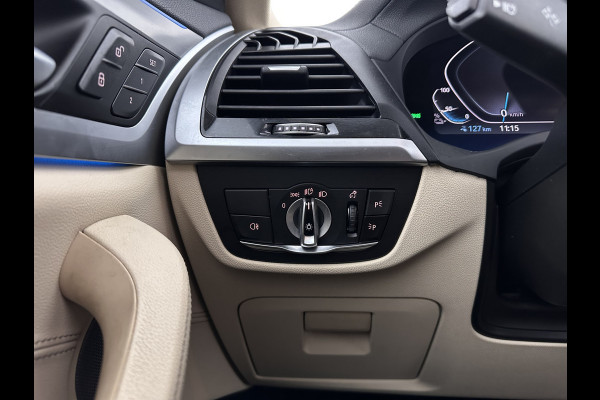 BMW iX3 High Executive 80 kWh [ 3-Fase ] {SOH-97%} (INCL-BTW) Aut. *PANO | HEAD-UP | LEATHER | HARMAN/KARDON | FULL-LED | BLINDSPOT | MEMORY-PACK | DIGI-COCKPIT | HEATED-SPORTSEATS | KEYLESS | TOPVIEW | DAB+ | NAVI-FULLMAP | 20''ALU*