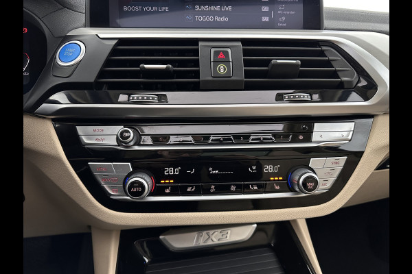 BMW iX3 High Executive 80 kWh [ 3-Fase ] {SOH-97%} (INCL-BTW) Aut. *PANO | HEAD-UP | LEATHER | HARMAN/KARDON | FULL-LED | BLINDSPOT | MEMORY-PACK | DIGI-COCKPIT | HEATED-SPORTSEATS | KEYLESS | TOPVIEW | DAB+ | NAVI-FULLMAP | 20''ALU*