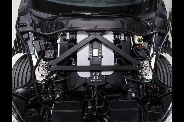 Aston Martin DBS 5.2 V12 Superleggera | B&O BeoSound - Xenon Grey