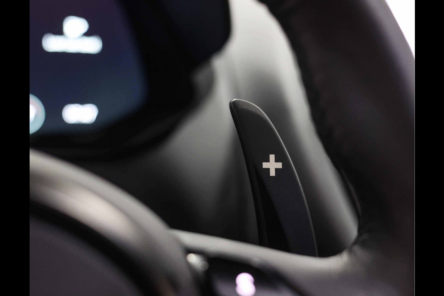 Aston Martin DBS 5.2 V12 Superleggera | B&O BeoSound - Xenon Grey