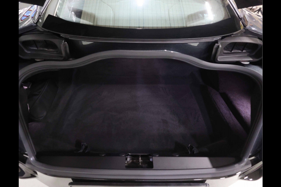 Aston Martin DBS 5.2 V12 Superleggera | B&O BeoSound - Xenon Grey