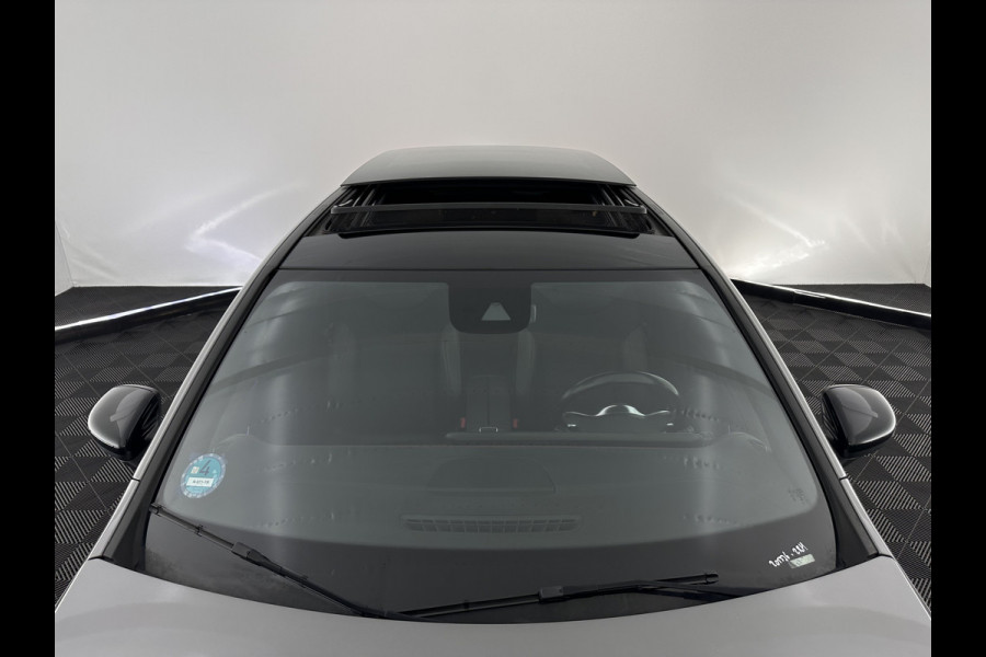 Mercedes-Benz CLA-Klasse Shooting Brake 180 Business Solution AMG (INCL-BTW) *PANO | LEATHER-MICROFIBRE | FULL-LED | AMBIENTLIGHT | BLINDSPOT | HEATED-SPORTSEATS | WIDESCREEN-DIGICOCKPIT | DAB+ | NAVI-FULLMAP | CAMERA | PRIVACYGLASS | 18''ALU*