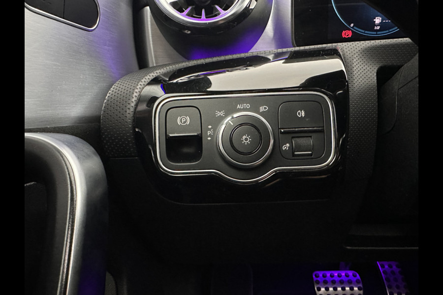 Mercedes-Benz CLA-Klasse Shooting Brake 180 Business Solution AMG (INCL-BTW) *PANO | LEATHER-MICROFIBRE | FULL-LED | AMBIENTLIGHT | BLINDSPOT | HEATED-SPORTSEATS | WIDESCREEN-DIGICOCKPIT | DAB+ | NAVI-FULLMAP | CAMERA | PRIVACYGLASS | 18''ALU*