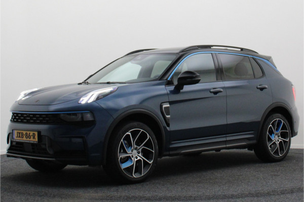 Lynk & Co 01 1.5 360° Camera, Panoramadak, Zwarte hemel, ACC, Apple Carplay, DAB, 20''