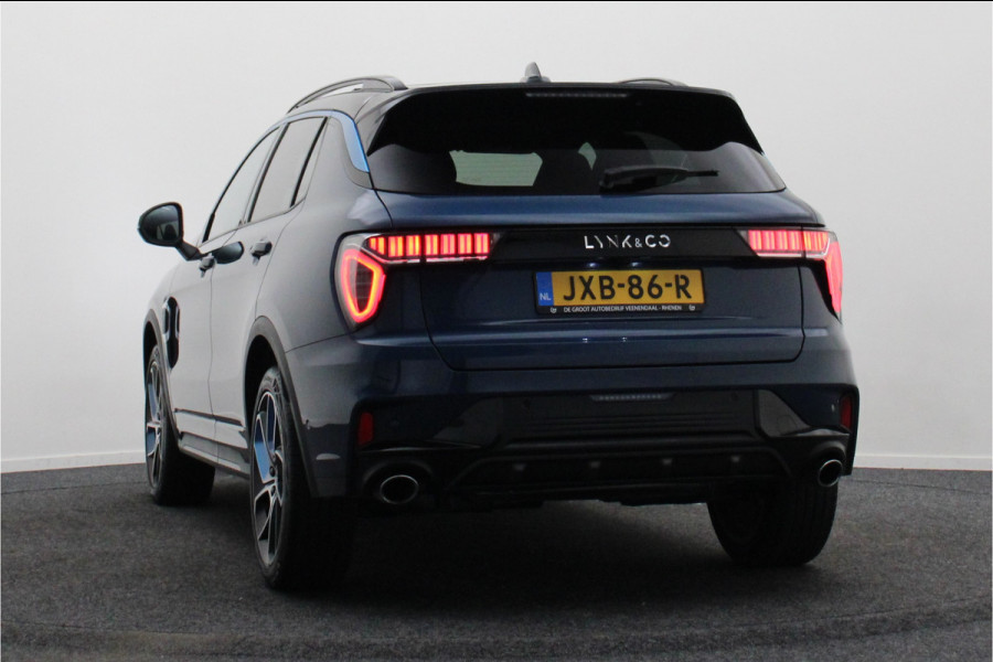 Lynk & Co 01 1.5 360° Camera, Panoramadak, Zwarte hemel, ACC, Apple Carplay, DAB, 20''