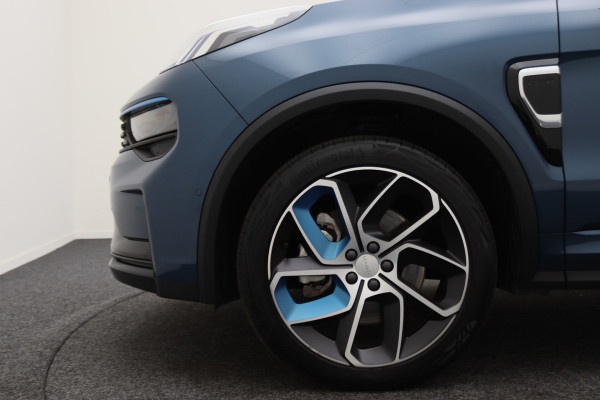 Lynk & Co 01 1.5 360° Camera, Panoramadak, Zwarte hemel, ACC, Apple Carplay, DAB, 20''