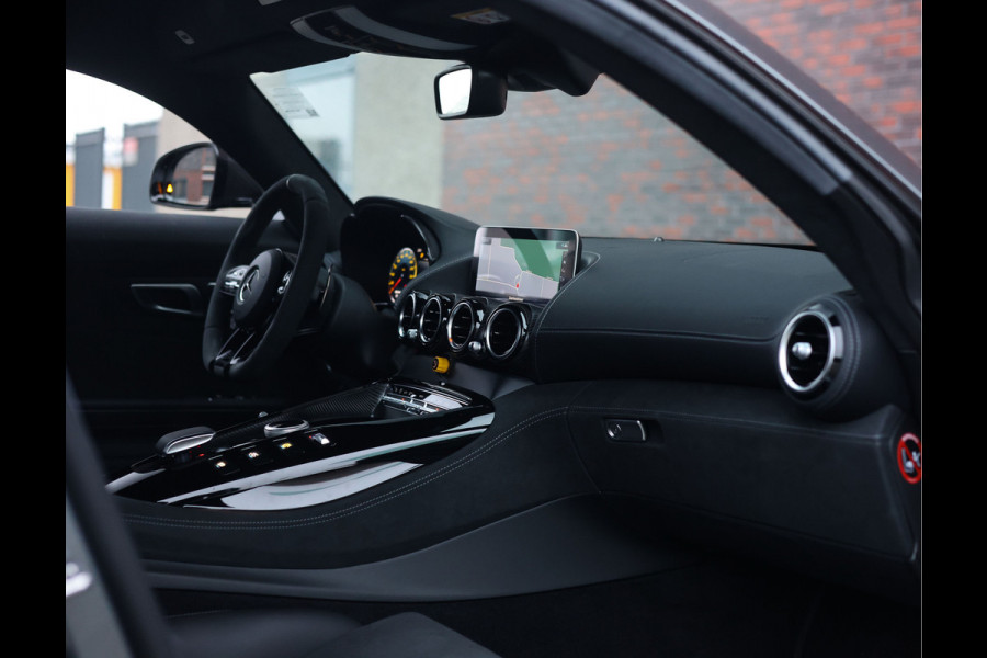 Mercedes-Benz AMG GT 4.0 R Pro | Selenit - Camera