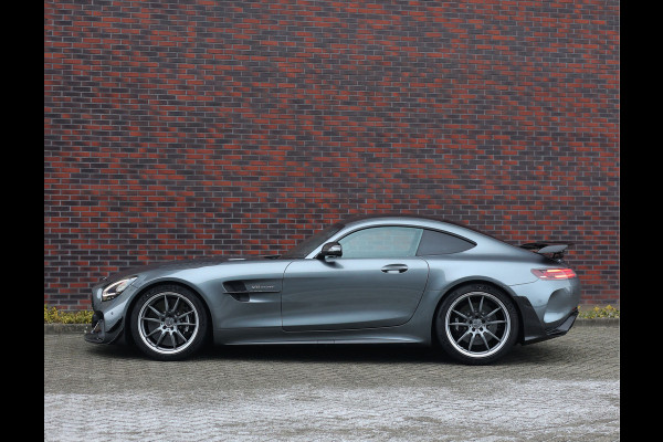 Mercedes-Benz AMG GT 4.0 R Pro | Selenit - Camera