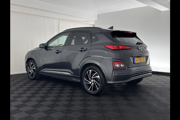 Hyundai Kona EV Premium 64 kWh [ 3-Fase ] {SOH-96%} (INCL-BTW) *LEATHER | KRELL-AUDIO | HEAD-UP | FULL-LED | NAVI-FULLMAP | DAB | ADAPT.CRUISE | KEYLESS | CAMERA | BLIND-SPOT | LANE-ASSIST | DIGI-COCKPIT | COMFORT-SEATS | 17''ALU*