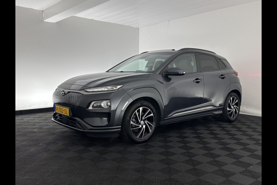 Hyundai Kona EV Premium 64 kWh [ 3-Fase ] {SOH-96%} (INCL-BTW) *LEATHER | KRELL-AUDIO | HEAD-UP | FULL-LED | NAVI-FULLMAP | DAB | ADAPT.CRUISE | KEYLESS | CAMERA | BLIND-SPOT | LANE-ASSIST | DIGI-COCKPIT | COMFORT-SEATS | 17''ALU*