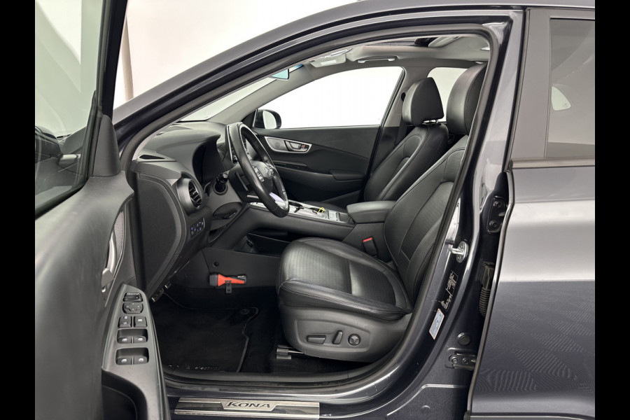 Hyundai Kona EV Premium 64 kWh [ 3-Fase ] {SOH-96%} (INCL-BTW) *LEATHER | KRELL-AUDIO | HEAD-UP | FULL-LED | NAVI-FULLMAP | DAB | ADAPT.CRUISE | KEYLESS | CAMERA | BLIND-SPOT | LANE-ASSIST | DIGI-COCKPIT | COMFORT-SEATS | 17''ALU*