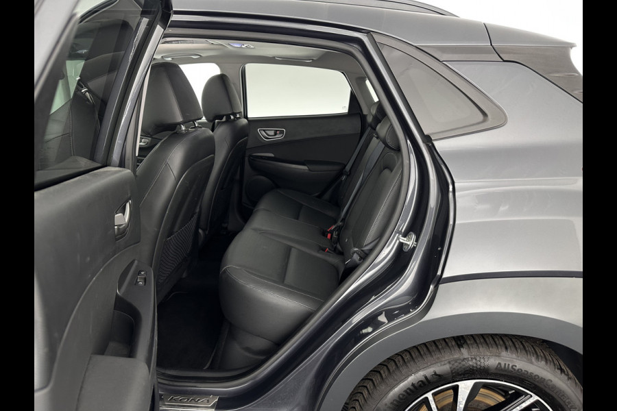 Hyundai Kona EV Premium 64 kWh [ 3-Fase ] {SOH-96%} (INCL-BTW) *LEATHER | KRELL-AUDIO | HEAD-UP | FULL-LED | NAVI-FULLMAP | DAB | ADAPT.CRUISE | KEYLESS | CAMERA | BLIND-SPOT | LANE-ASSIST | DIGI-COCKPIT | COMFORT-SEATS | 17''ALU*