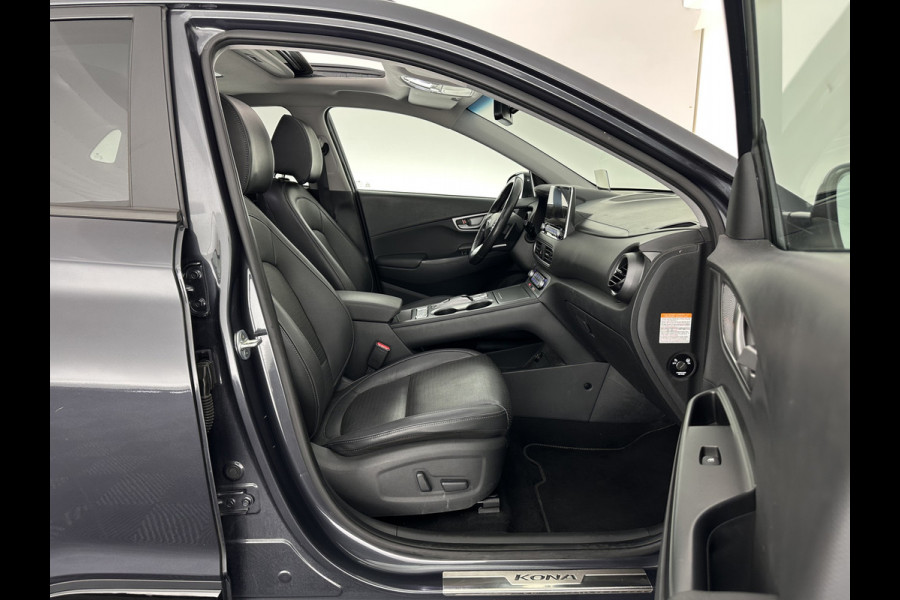 Hyundai Kona EV Premium 64 kWh [ 3-Fase ] {SOH-96%} (INCL-BTW) *LEATHER | KRELL-AUDIO | HEAD-UP | FULL-LED | NAVI-FULLMAP | DAB | ADAPT.CRUISE | KEYLESS | CAMERA | BLIND-SPOT | LANE-ASSIST | DIGI-COCKPIT | COMFORT-SEATS | 17''ALU*