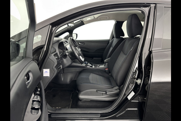 Nissan Leaf N-Connecta 40 kWh {SOH-92%} Aut. *FULL-LED | ADAPTIVE-CRUISE | NAVI-FULLMAP | TOPVIEW | KEYLESS | BLINDSPOT |  DIGI-COCKPIT | HEATED-COMFORTSEATS | DAB | PRIVACYGLASS | ECC | PDC | CARPLAY | 17"ALU*
