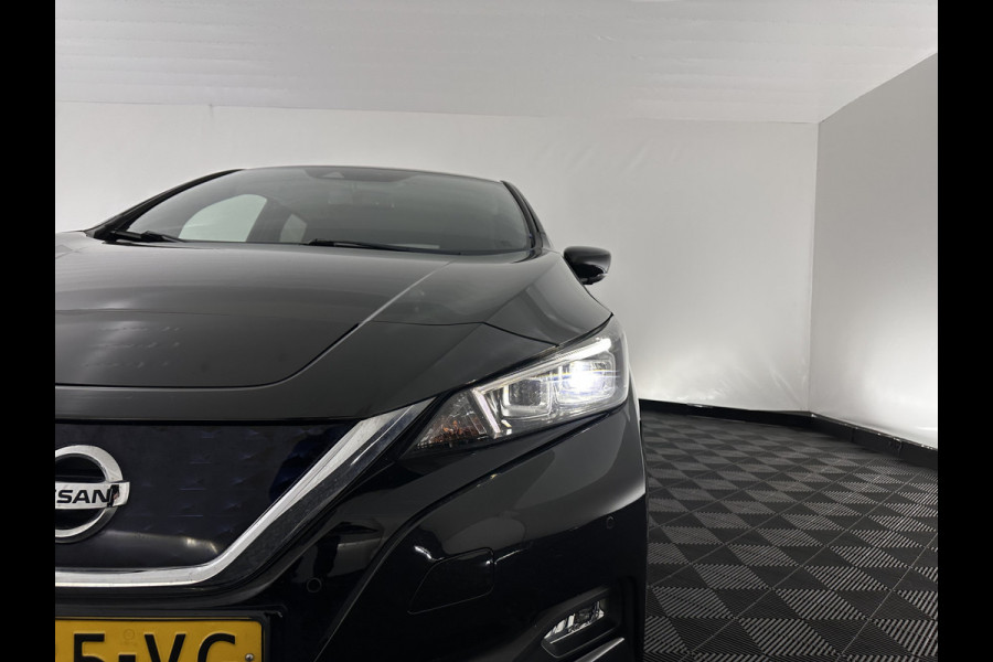 Nissan Leaf N-Connecta 40 kWh {SOH-92%} Aut. *FULL-LED | ADAPTIVE-CRUISE | NAVI-FULLMAP | TOPVIEW | KEYLESS | BLINDSPOT |  DIGI-COCKPIT | HEATED-COMFORTSEATS | DAB | PRIVACYGLASS | ECC | PDC | CARPLAY | 17"ALU*