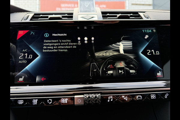 DS Ds 7 Crossback 300pk 4x4 Opera (Elektrisch Schuifdak - Trekhaak - Elektrische Klep - Leder incl verwarming/koeling/massage/geheugen - DS LED -