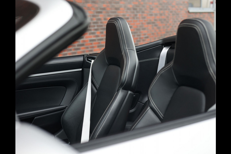 Porsche 911 Cabrio 3.0 Carrera 4 S | Chrono - Lift - 360