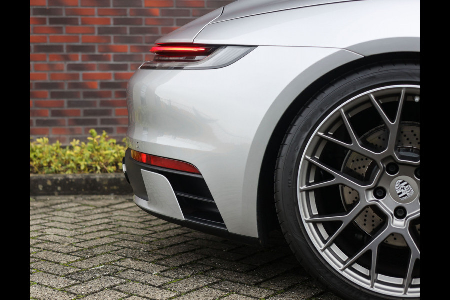 Porsche 911 Cabrio 3.0 Carrera 4 S | Chrono - Lift - 360