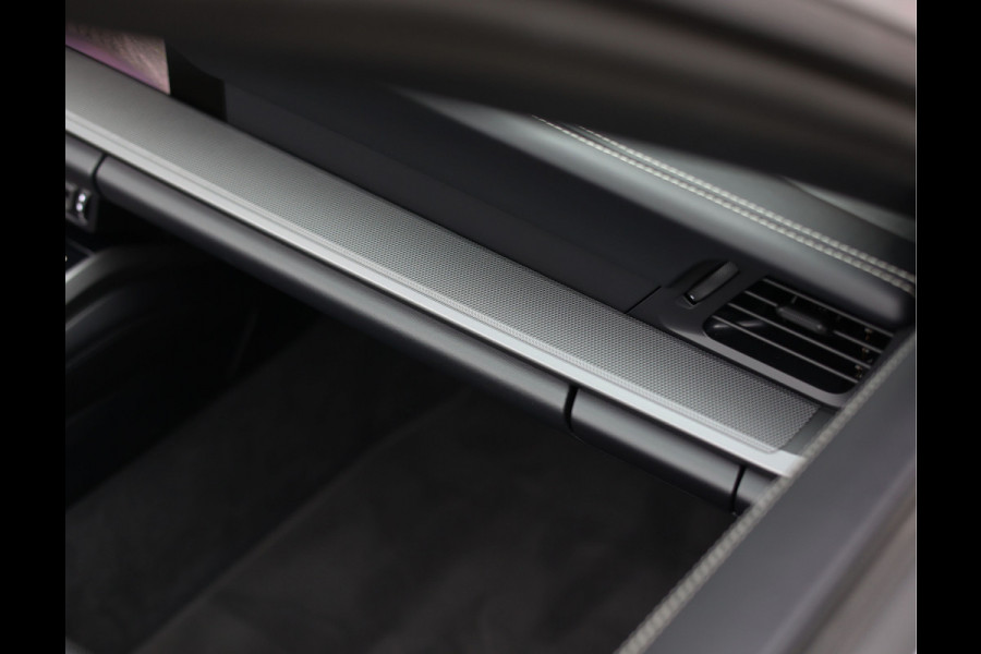 Porsche 911 Cabrio 3.0 Carrera 4 S | Chrono - Lift - 360