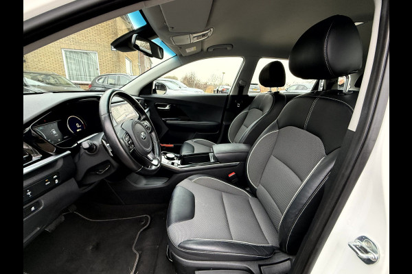 Kia e-Niro DynamicLine 64 kWh 3- Fase, Navi, Camera