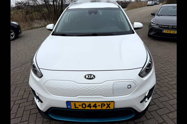 Kia e-Niro DynamicLine 64 kWh 3- Fase, Navi, Camera