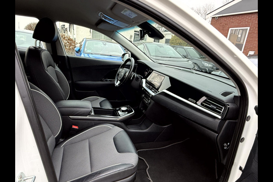 Kia e-Niro DynamicLine 64 kWh 3- Fase, Navi, Camera