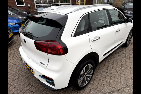Kia e-Niro DynamicLine 64 kWh 3- Fase, Navi, Camera