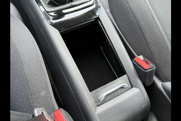 Citroën C4 Picasso BWJ 2018 | 1.2T 131PK Business | CLIMA | NAVI | CRUISE | PDC | CARPLAY | LICHTMETAAL |