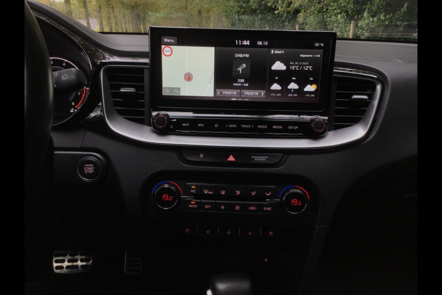 Kia Xceed 1.6 T-GDi ExecutiveLine , Topuivoering met leer/automaat