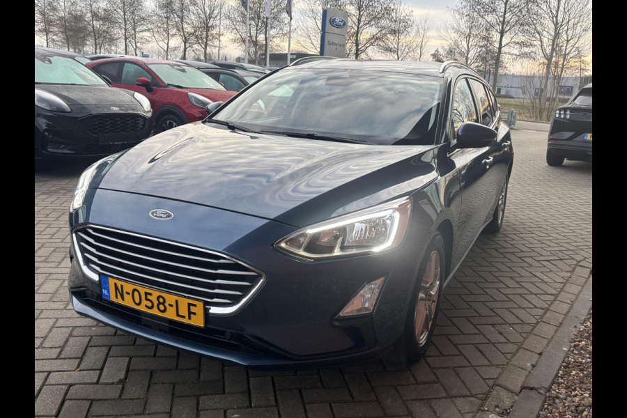 Ford FOCUS Wagon 1.0 EcoBoost Trend Edition Business 125pk | Winter Pack  | Elektr. Achterklep | Winterbanden | Wegklapbare Trekhaak