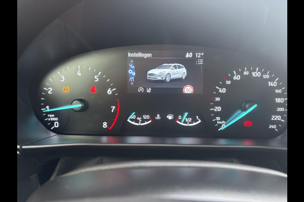 Ford FOCUS Wagon 1.0 EcoBoost Trend Edition Business 125pk | Winter Pack  | Elektr. Achterklep | Winterbanden | Wegklapbare Trekhaak