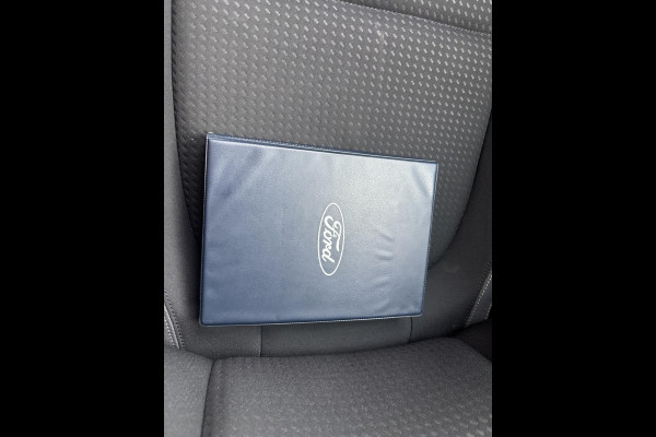 Ford FOCUS Wagon 1.0 EcoBoost Trend Edition Business 125pk | Winter Pack  | Elektr. Achterklep | Winterbanden | Wegklapbare Trekhaak