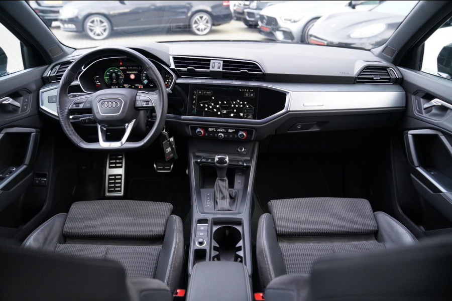 Audi Q3 45 TFSI e S edition | LED | Trekhaak | Drive Select | Automaat | Plug in Hybrid | RS Sportstuur | Adaptieve Cruise | NAP